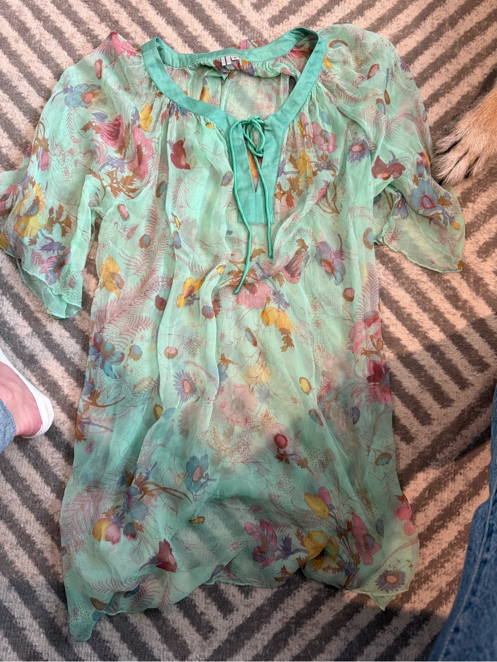 Sheer Floral Tie-Neck Tunic in Mint Green